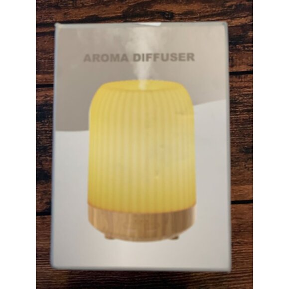 Aroma Diffuser K20 With Night Light & 250ml Water Tank - Picture 1 of 5